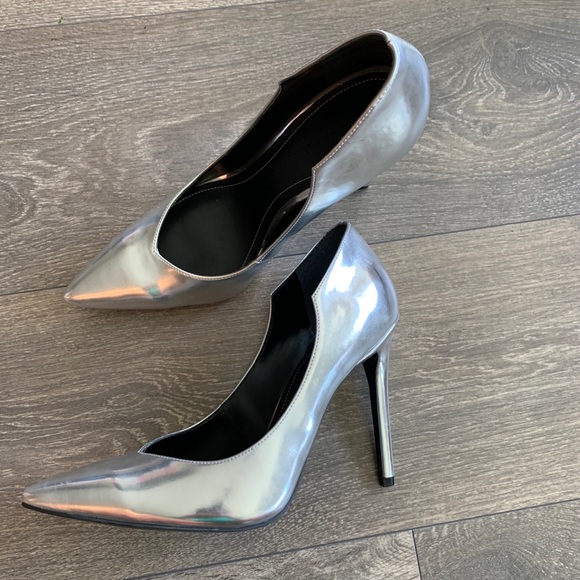 Kendall&Kylie heels 7 1/2 size new without box - Picture 2 of 4